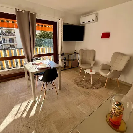 ⭐️ Lumineux + Balcon ⭐️ 5 Min Bd Carnot Apartament *